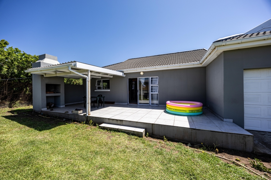 3 Bedroom Property for Sale in Kidds Beach Eastern Cape